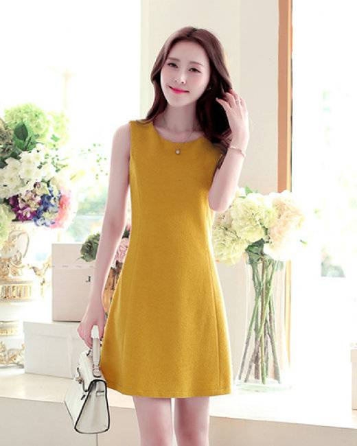 váy đầm đẹp nhất hcm, đầm công sở đẹp giá rẻ, phụ kiện nào kết hợp với đầm chữ a màu vàng là đẹp nhất?