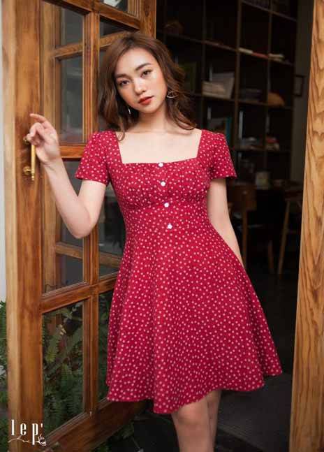 TinyDan  Em là cô gái mặc váy đỏ  Tươi tắn rạng ngời và xinh đẹp  trong mẫu váy chấm bi đỏ có ai chưa kịp sở hữu em nó không