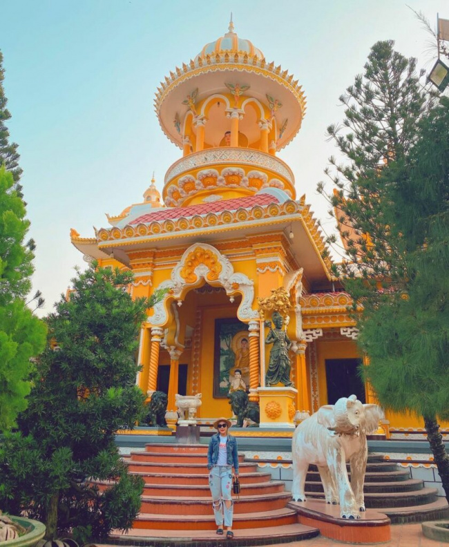 Top 10 chùa An Giang nổi tiếng đẹp và linh thiêng