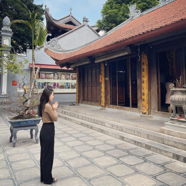“Thoát ế” với 7 ngôi chùa cầu duyên ở Hà Nội cực thiêng