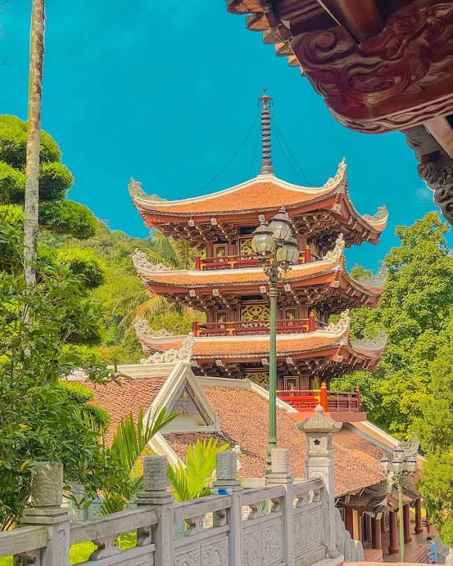 Du lịch chùa Hương cần chú ý gì? Kinh nghiệm chi tiết nhất