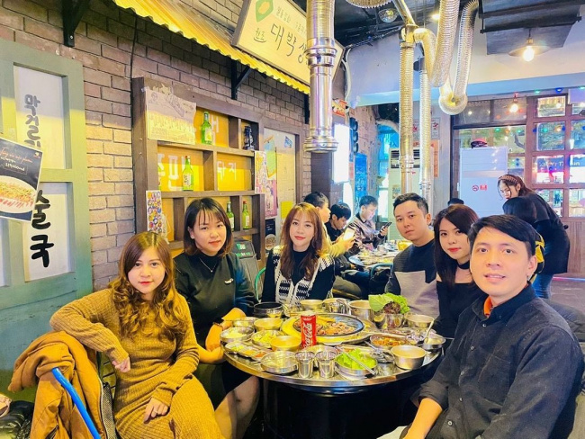 Ăn thả ga tại nhà hàng nướng thùng phuy Jinro BBQ Hà Nội