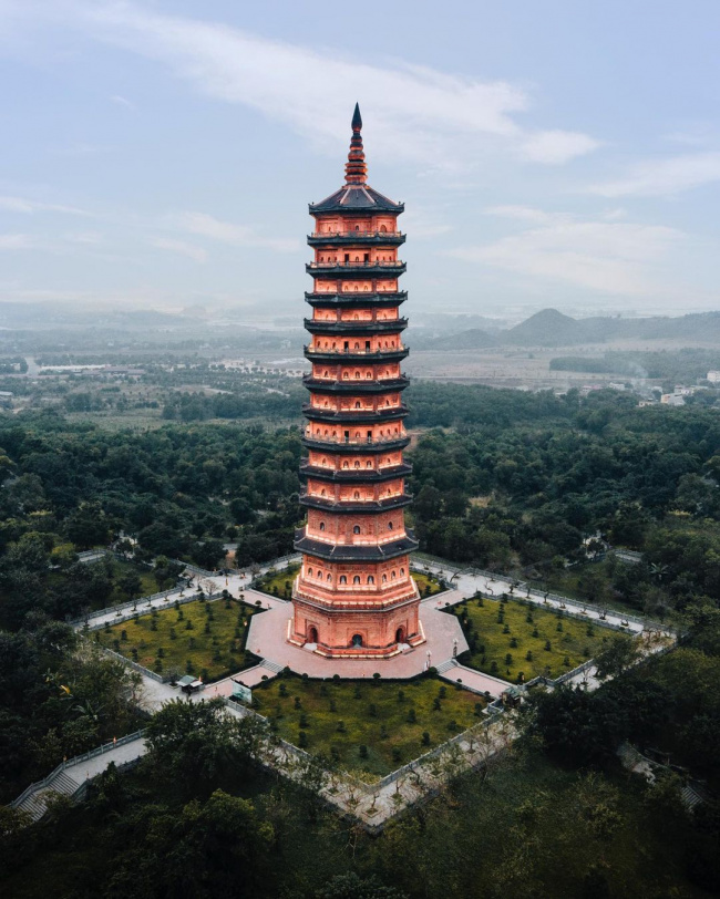 Vi vu hết 11 ngôi chùa Ninh Bình sở hữu kiến trúc tuyệt đẹp 