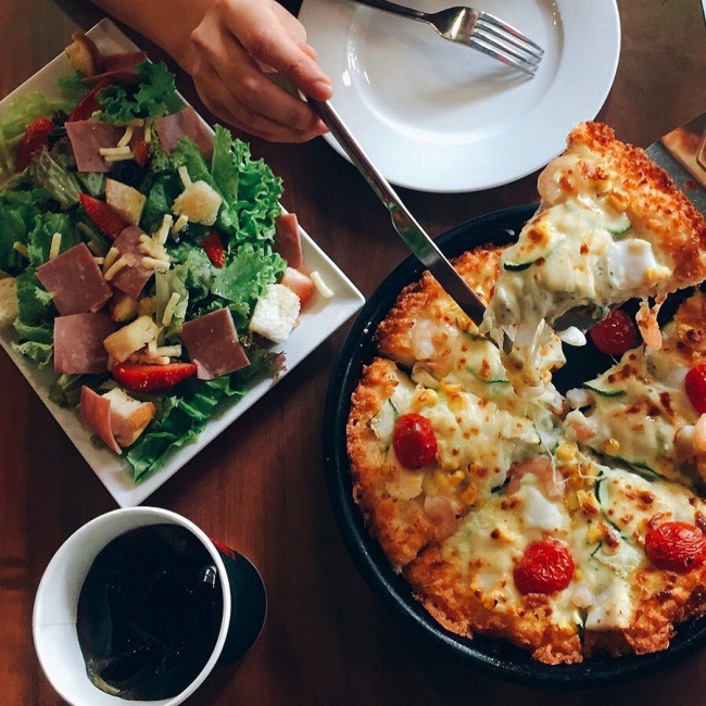 Pizza Hut Thái Thịnh có gì mà khiến dân sành ăn phát cuồng