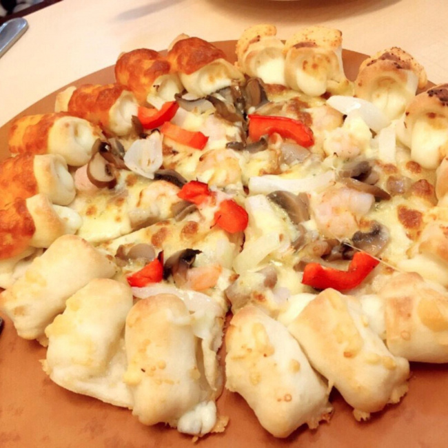 ăn chơi hà nội, review pizza hut hồ gươm plaza và 4 loại pizza không thể bỏ lỡ