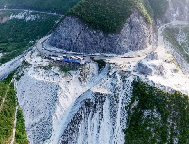 điểm đến hòa bình, đèo đá trắng hòa bình vẻ đẹp tinh khôi tựa xứ sở bắc âu