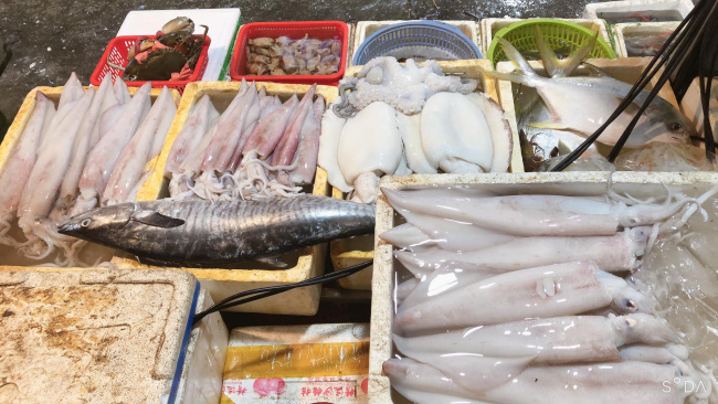 ăn chơi hà nội, top 10 chợ hải sản hà nội bán đồ tươi sống, giá cả phải chăng