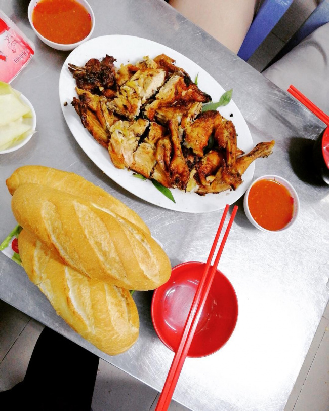 Lưu gấp 9 quán gà nướng muối ớt ngon nhất Sài Gòn cực đông khách