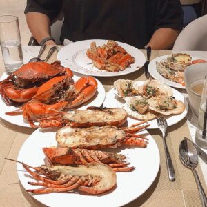 Review chi tiết buffet khách sạn La Vela – đại tiệc hải sản siêu cao cấp