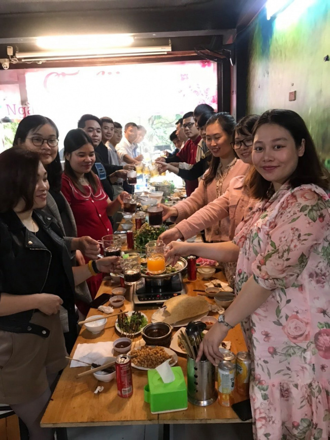 Review chi tiết quán lẩu cá kèo Tân Mai thu hút đông đảo thực khách Hà Thành