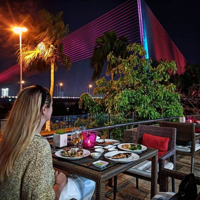 lưu trú ở đà nẵng, top 10 khách sạn gần sân bay đà nẵng giá rẻ – view đẹp – chất lượng tốt