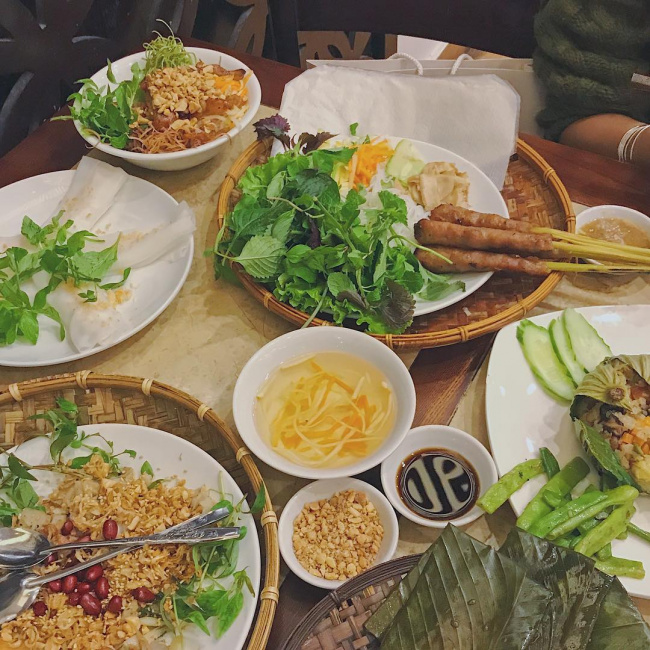 Nhà hàng Nét Huế Vincom Nguyễn Chí Thanh – đặc sản cố đô siêu ngon