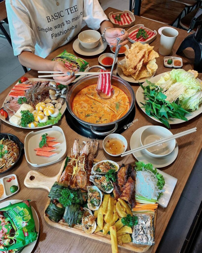 ăn chơi hà nội, set kèo ăn buffet lẩu thai deli triều khúc no nê chẳng muốn về