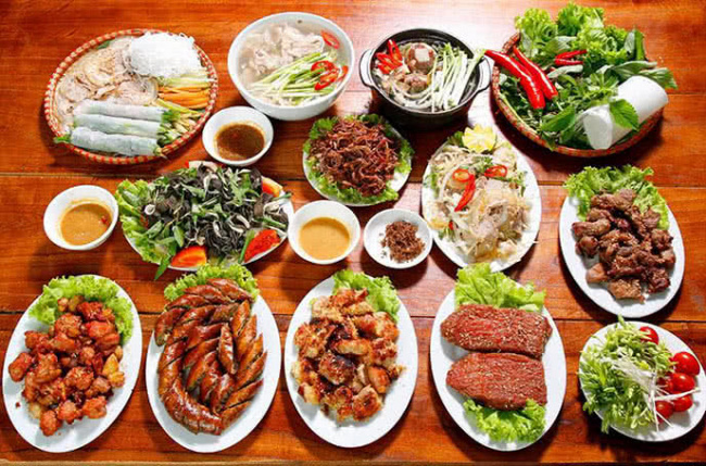 Ghé 10 nhà hàng Quận 5 Sài Gòn thưởng thức no nê, giá rẻ ‘giật mình’