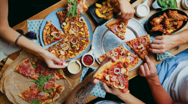 nhà hàng chuỗi, domino’s pizza – thương hiệu pizza nổi tiếng được săn đón hiện nay
