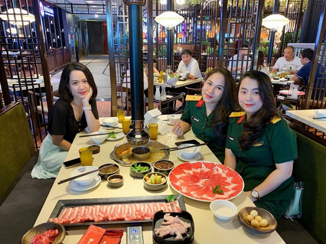 Review buffet lẩu Manwah – cơn sốt lẩu Đài Loan có hấp dẫn như lời đồn?