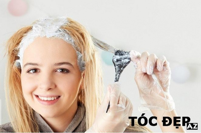 [Review] Cách tẩy tóc bạch kim an toàn tại nhà, lên màu đẹp bạn cần biết