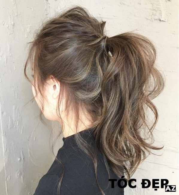 kiểu tóc, [review] tóc dài uốn xoăn nhẹ phần đuôi: tổng hợp 15 kiểu thịnh hành nhất trong giới trẻ