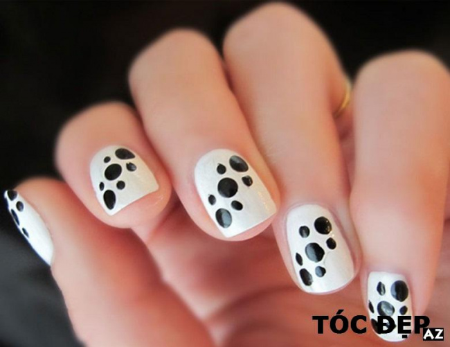 blog, những mẫu nail chấm bi đẹp không bao giờ lỗi mốt