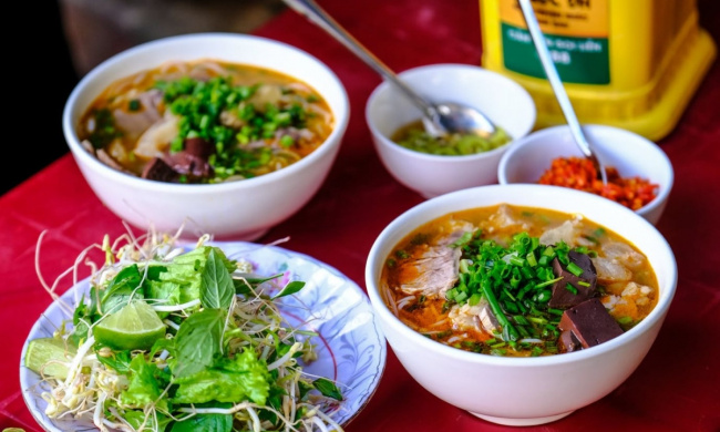 bun bo hue, hue delicacies, hue tourism, 8 experiences worth trying in hue