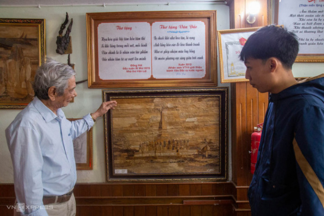 dried banana peel, painter van dac, quang binh, scholars draw pictures from banana peels, 40 years of painting with dried banana peels