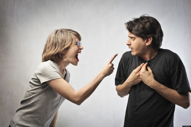 làm sao để giải quyết mâu thuẫn và tránh cãi nhau với bạn trai?