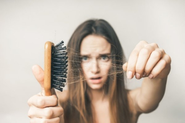 Tóc rụng không phải điều tệ nhất - Lời khuyên của mẹ bỉm 3 lần bị rụng tóc sau sinh