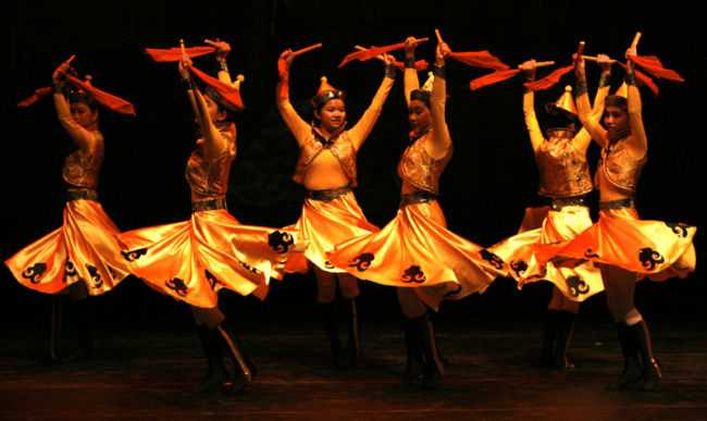 5 điệu múa truyền thống của người nội mông