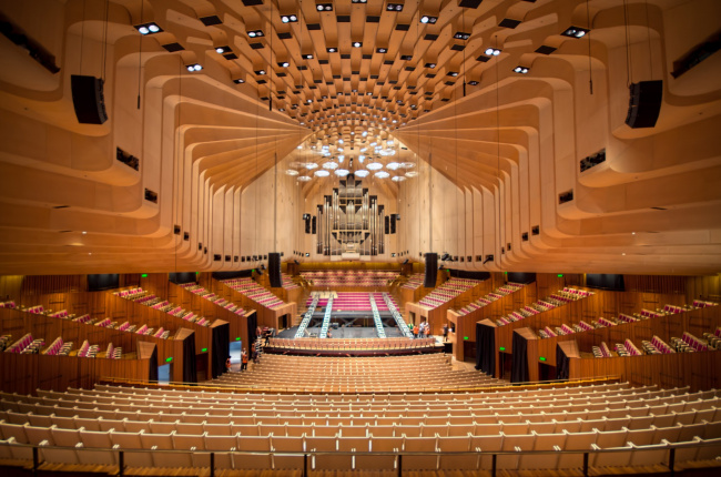 ngắm nhìn nhà hát opera sydney – niềm tự hào của nước úc