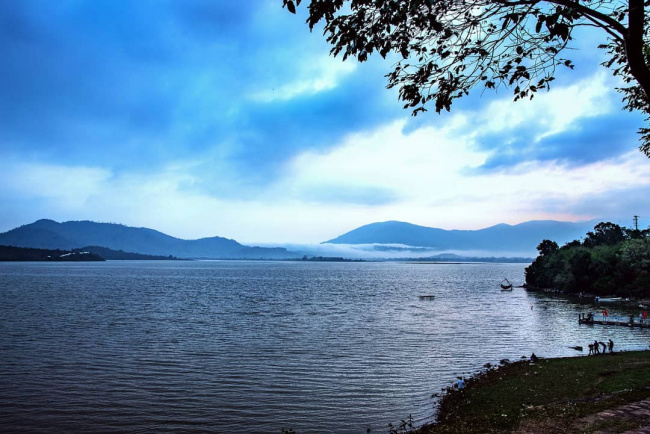 Hồ Lăk – Dải Lụa óng Mềm Của đất Rừng Tây Nguyên