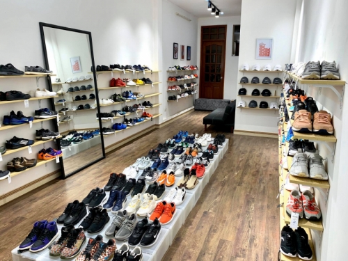 5 Địa chỉ bán giày second hand được ưa chuộng nhất tại Hà Nội