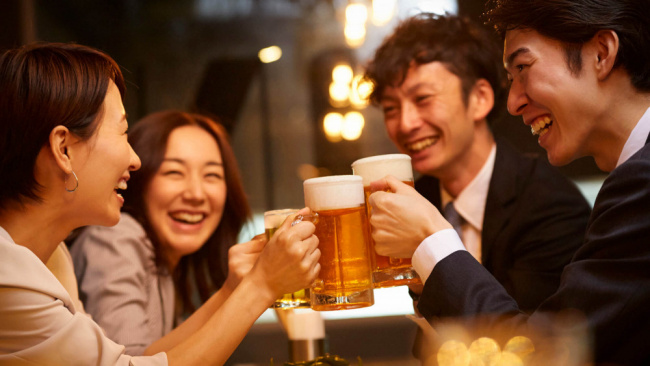 đi uống với người nhật phải biết văn hóa uống bia rượu của người nhật