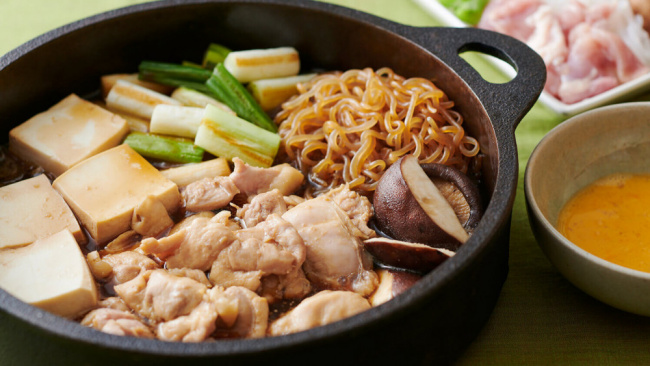 Cách nấu lẩu Nhật “Sukiyaki” cho những dịp tụ tập thêm vui