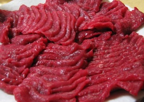 sashimi, nhật bản, bạn đã thưởng thức món sashimi thịt ngựa nhật bản chưa?