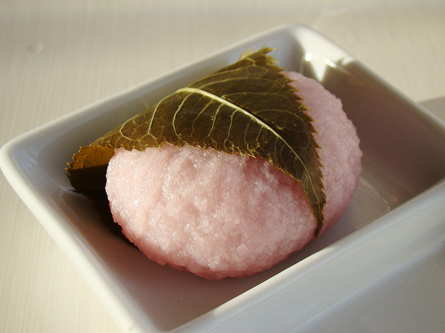 món ngọt, mochi, bánh kẹo, nhật bản, sakura mochi – món bánh đặc biệt lễ hội hoa anh đào nhật bản