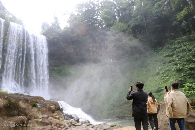dambri . waterfall, explore dambri . falls, lam dong, a day at dambri. falls