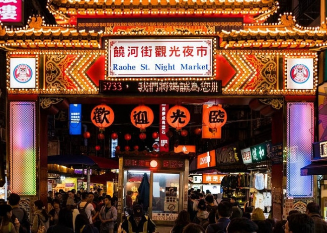 Lạc lối trong thiên đường ẩm thực ở chợ đêm Raohe Đài Loan