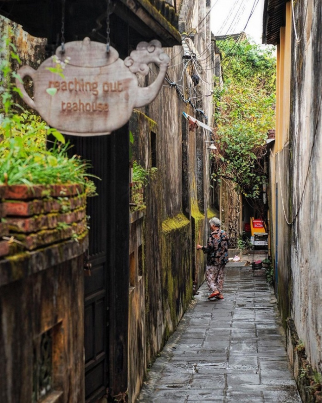 beautiful alley, vietnam check-in, drawing beautiful youth in the virtual alleys of love language throughout vietnam