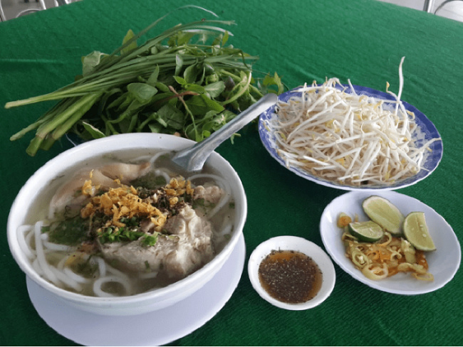 ba den mountain, tay ninh cuisine, what’s delicious to eat at ba den mountain? which is the cheapest place?