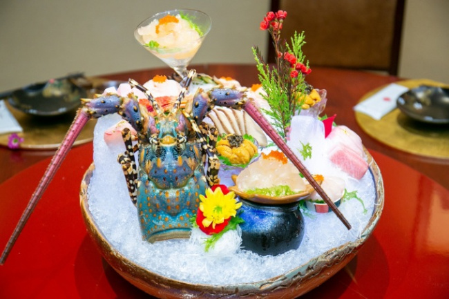 hanoi delicacies, luxury food, sashimi, traveling hanoi, sashimi 23 million in hanoi