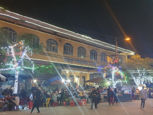 10 nét đặc sắc thu hút du khách tại chợ đêm Bảo Lạc Cao Bằng
