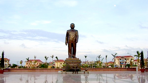 Khám phá tượng đài Trường Chinh Nam Định có gì hay? Xem ngay