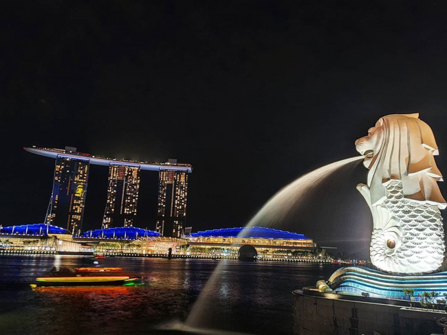 bí mật lý giải vì sao singapore phát triển thần kỳ?