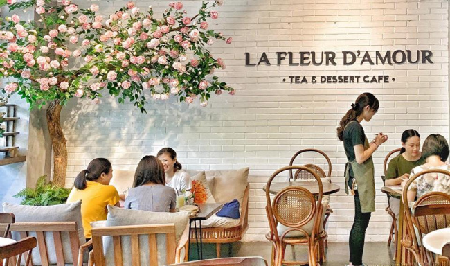 10 quán cafe màu hồng tại hà nội mà bạn nên ghé thăm