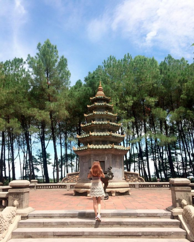 review chi tiết kinh nghiệm du lịch chùa thiên mụ - ngôi chùa thiêng nhất xứ huế