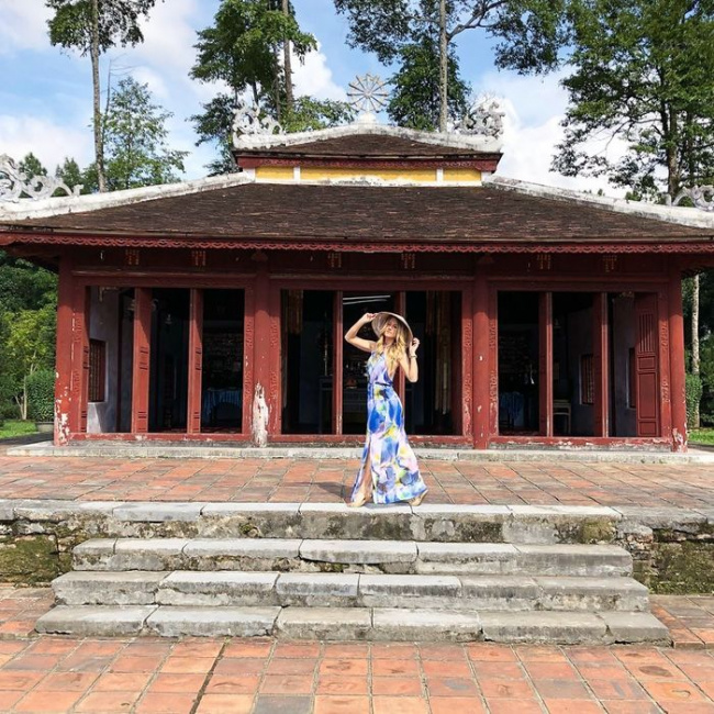 review chi tiết kinh nghiệm du lịch chùa thiên mụ - ngôi chùa thiêng nhất xứ huế