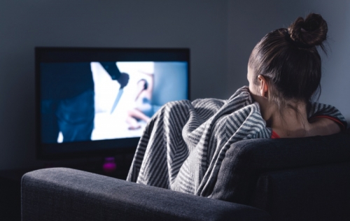 10 cách giúp thoát khỏi buồn chán khi bạn ở nhà một mình