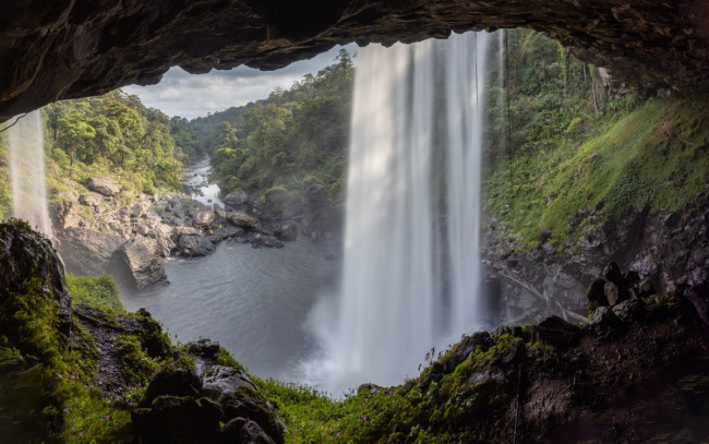 gia lai tourism, hang en waterfall, tay nguyen tourism, waterfall k50, k50 waterfall is the most beautiful season