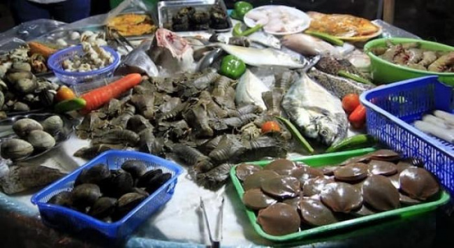 top 10 địa chỉ chợ hải sản tphcm tươi ngon nổi tiếng