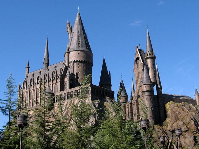 Giảm giá Mô hình lắp ráp trường học Hogwarts 3D  BeeCost